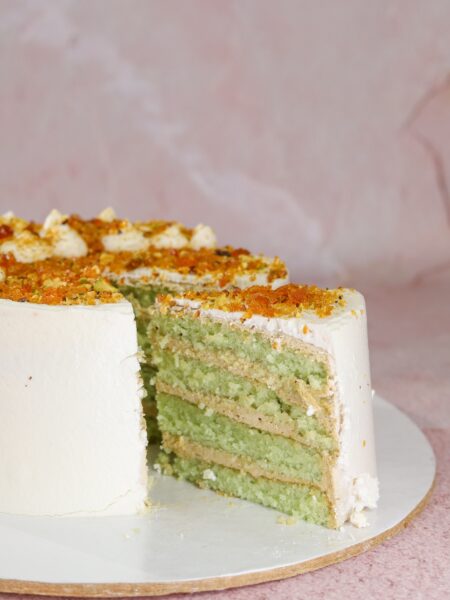 Pistachio Premium Cake